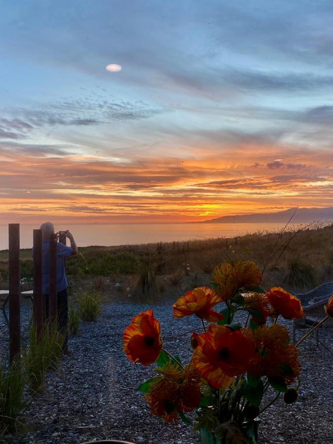 The Cliffs Seaside Lodge Tuatapere Eksteriør bilde